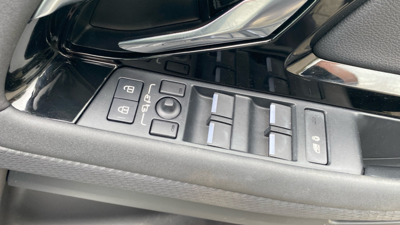 Land Rover Range Rover Evoque 1.5 P300e R-Dynamic S 5dr Auto Hatchback